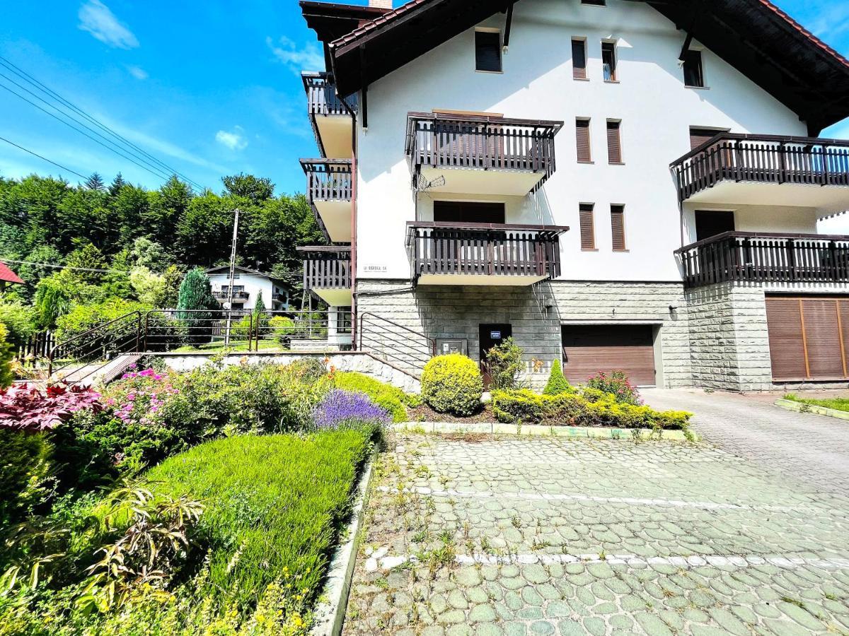 Apartament Rodzinny Retro Gorska Holdimex By Rentilopl Szczyrk Dış mekan fotoğraf