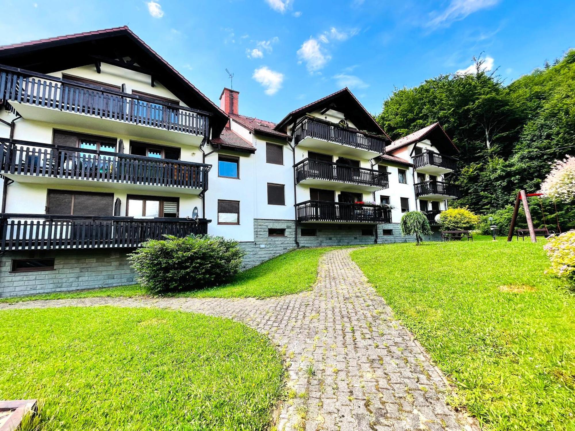 Apartament Rodzinny Retro Gorska Holdimex By Rentilopl Szczyrk Dış mekan fotoğraf